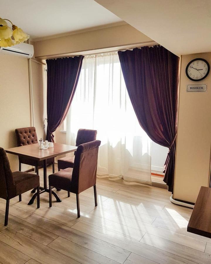Seven Hotel Bichkek Extérieur photo